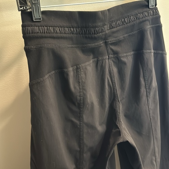 Lululemon athletic pants Size 6 - Picture 5 of 9